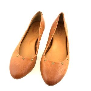 Tan Flats